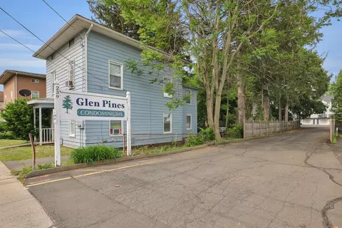 239 Glen St #3F, New Britain, CT 06051