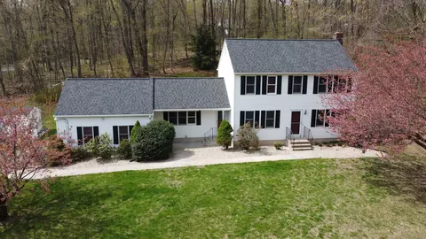 65 County Rd, Plantsville, CT 06479
