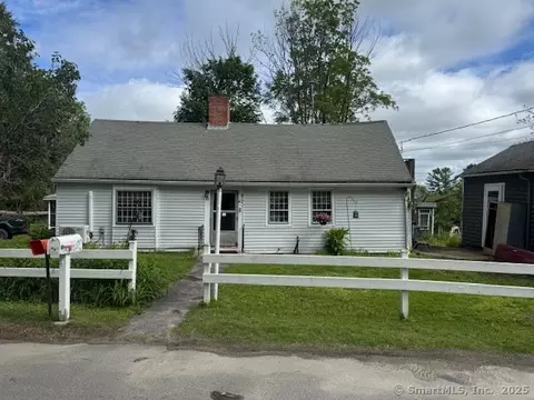 21 Clinic Rd, Pomfret, CT 06230