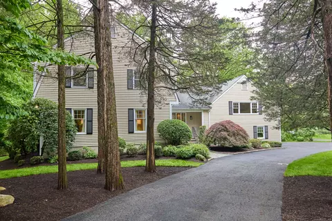 42 Trails End Rd, Weston, CT 06883