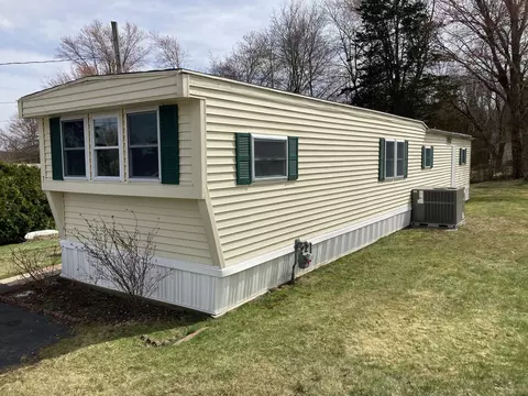 7 Cedar Grove Rd, Southington, CT 06489