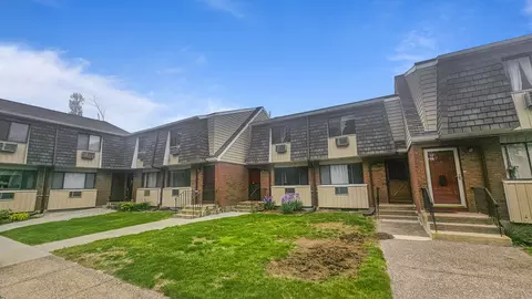 300 High Path Rd #300, Windsor, CT 06095