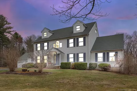 146 Caulfield Rd, Torrington, CT 06790