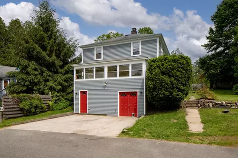 7 Lawrence Ave, North Canaan, CT 06018