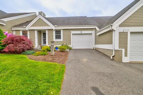 26 Legend Hill Rd #26, Madison, CT 06443