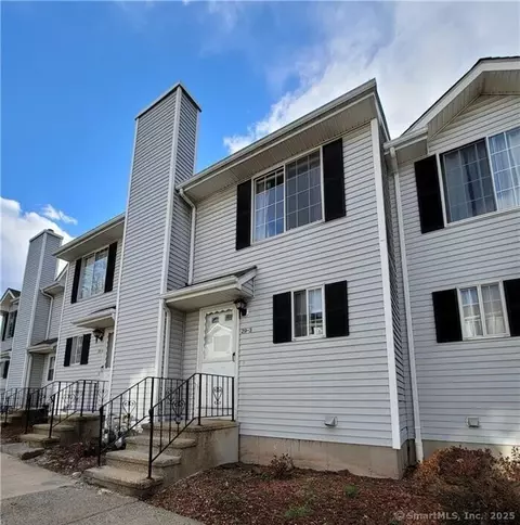 26 Guiel Pl #5, Meriden, CT 06450