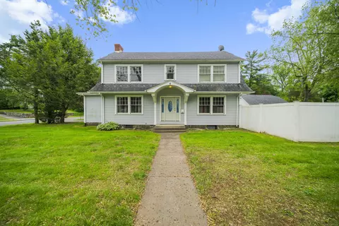 6 Elbridge Rd, New Britain, CT 06052