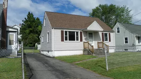 100 Lowell St, New Britain, CT 06051
