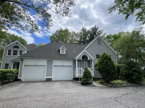 1433 Naugatuck Ave #1433, Milford, CT 06461