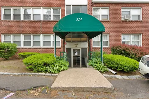 324 Strawberry Hill Ave #B101, Norwalk, CT 06851