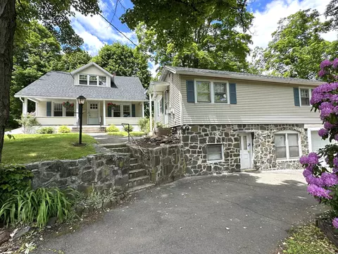 1188 Worthington Rdg, Berlin, CT 06037