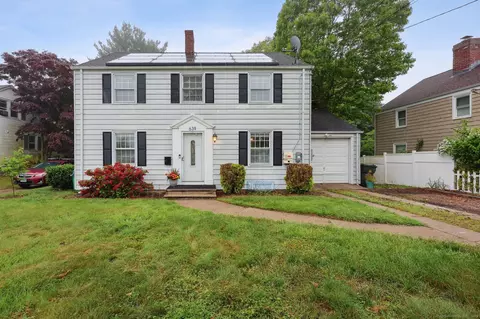 639 Ocean Ave, New London, CT 06320