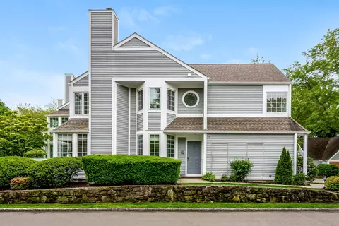 22 Hale Ln #22, Darien, CT 06820