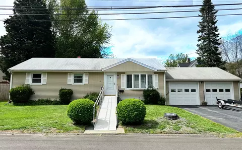 100 Arcadia Ave, Stratford, CT 06614