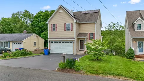 74 Avery Ave, Meriden, CT 06450