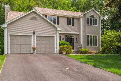 165 Centerwood Rd, Newington, CT 06111