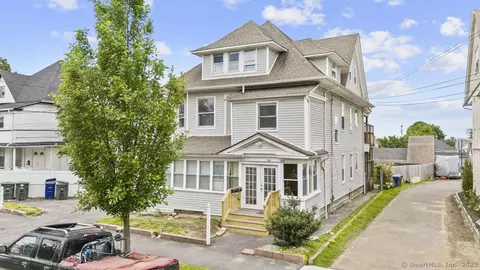 1227 Noble Ave, Bridgeport, CT 06608