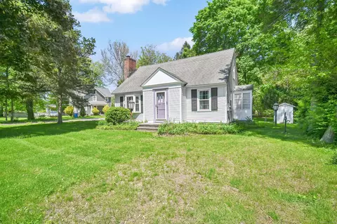 502 Poquonock Ave, Windsor, CT 06095