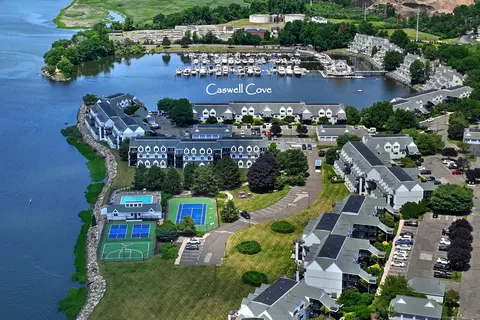 714 Popes Island Rd #714, Milford, CT 06461