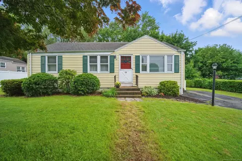 19 Litchfield Pl, Rocky Hill, CT 06067