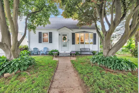 67 Victory Dr, Milford, CT 06460