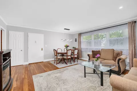32 Courtland Ave #3, Stamford, CT 06902