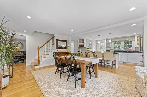 1078 Hopewell Rd, Glastonbury, CT 06073