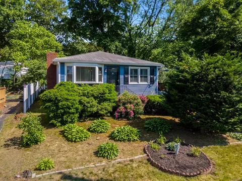 181 Weybosset St, New Haven, CT 06513