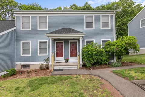 2480 Whitney Ave #30, Hamden, CT 06518