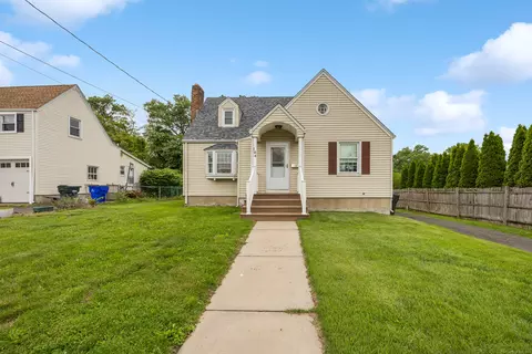 124 Jordan Ln, Wethersfield, CT 06109