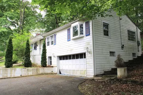 73 Devils Garden Rd, Norwalk, CT 06854