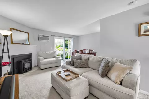 7 Taft Pt #54, Waterbury, CT 06708