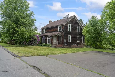 84 George St, Middletown, CT 06457