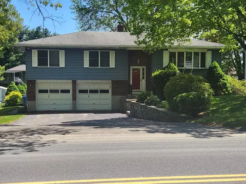 501 Country Club Rd, Waterbury, CT 06708