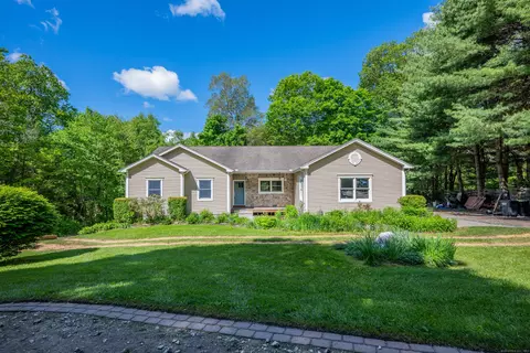 603 Hinman Rd, Watertown, CT 06795
