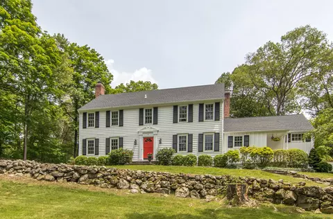 52 Edgewater Dr, Wilton, CT 06897