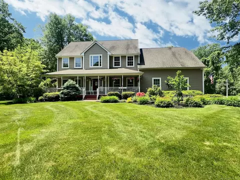 16 Trevor Ln, East Granby, CT 06026