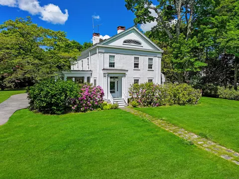587 Carter St, New Canaan, CT 06840