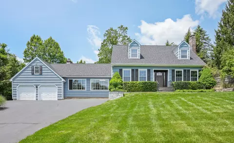 7 Silva Ter, Oxford, CT 06478