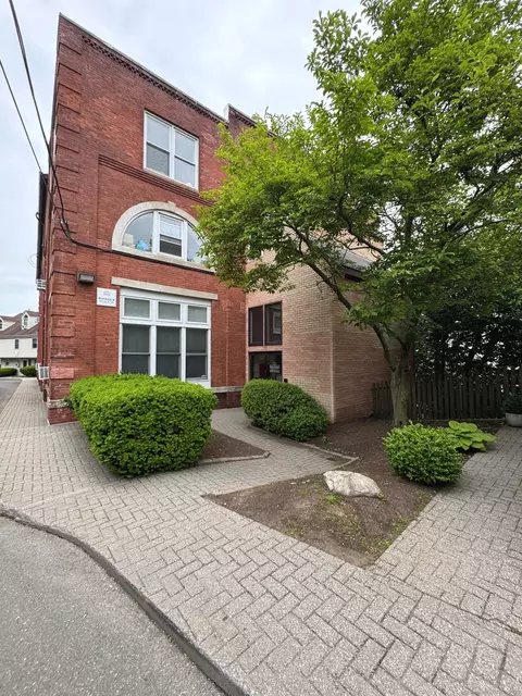 32 Pine St #12 AKA 15, Norwalk, CT 06854