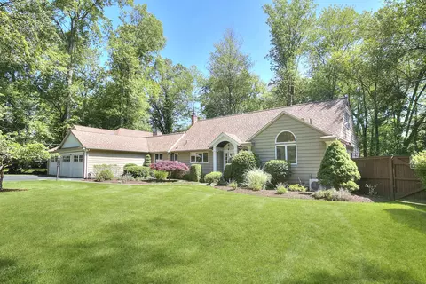 52 Woodside Ave, Westport, CT 06880