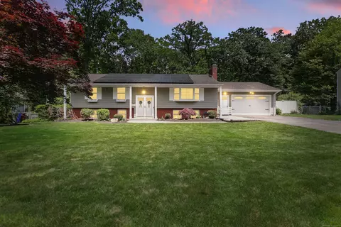 23 Lawncrest Rd, Enfield, CT 06082