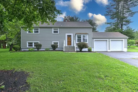 559 Russell Ct, Orange, CT 06477