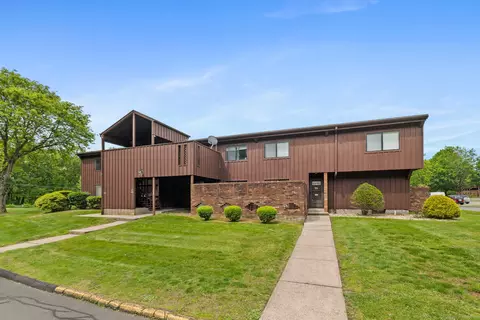 100 Webster Ct #100, Newington, CT 06111