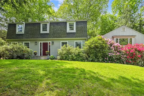 33 Cold Spring Rd, Avon, CT 06001