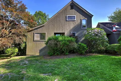 515 Opa Ln #B, Stratford, CT 06614