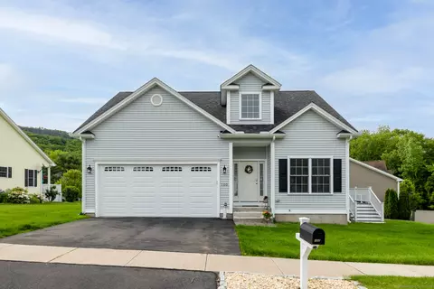 100 Silver Island Way #100, Berlin, CT 06037