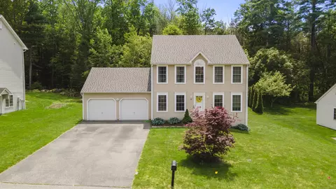 84 Tognalli Dr, Torrington, CT 06790