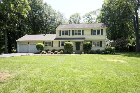 16 Mortar Rock Rd, Westport, CT 06880
