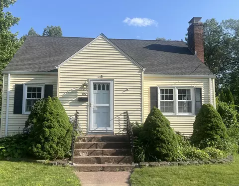 89 Lockwood St, Manchester, CT 06042